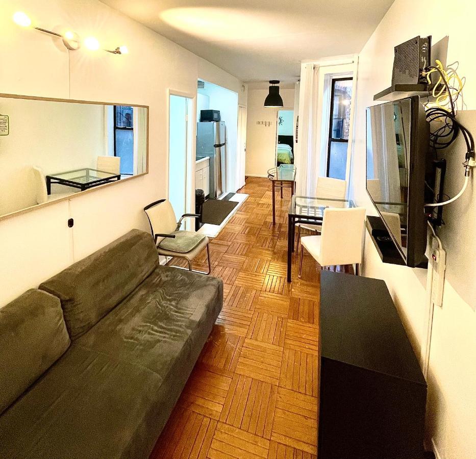 Appartement Stunning Two Bed Apt Hells Kitchen à New York Extérieur photo
