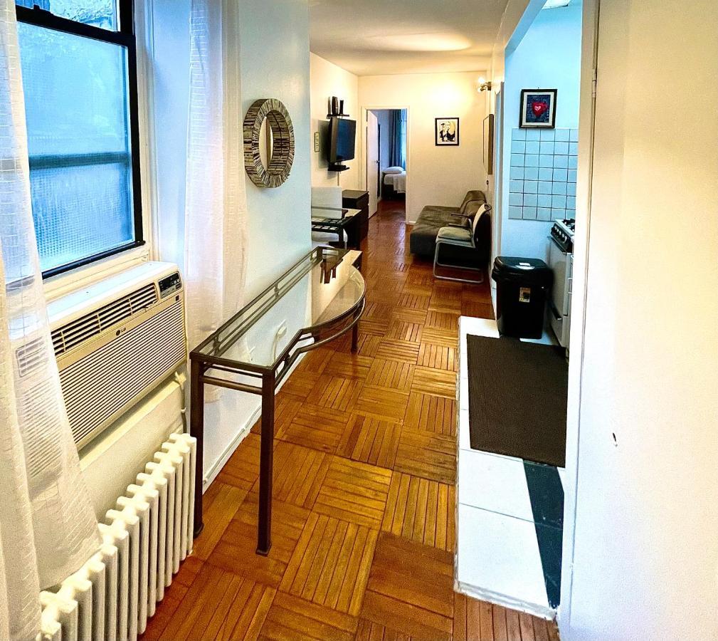 Appartement Stunning Two Bed Apt Hells Kitchen à New York Extérieur photo
